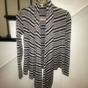 Gianni Bini open lightweight cardigan size small